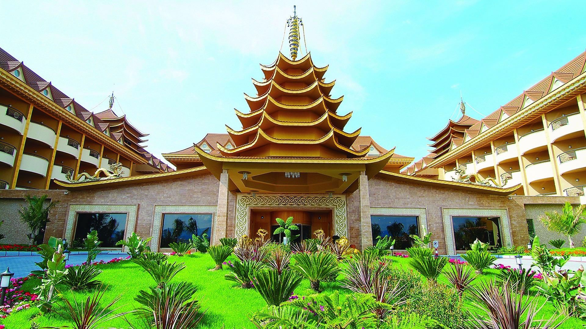 Royal Dragon Hotel Side Luaran gambar